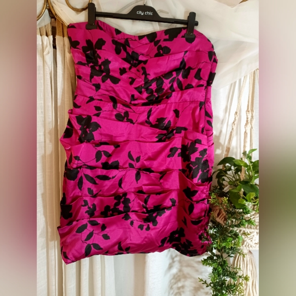 Plus Size Cocktail Dress Fushia & Black 18W